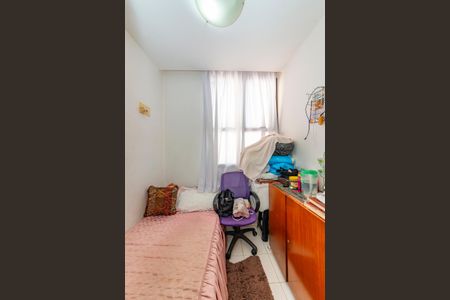 Apartamento à venda com 486m², 4 quartos e 5 vagas Apartamento à venda com 486m², 4 quartos e 5 vagasQuarto de Serviço