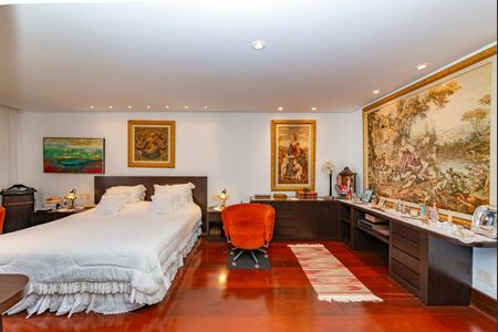 Apartamento à venda com 486m², 4 quartos e 5 vagas Apartamento à venda com 486m², 4 quartos e 5 vagasSuíte 1