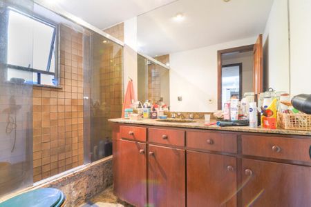 Apartamento à venda com 138m², 3 quartos e 3 vagas