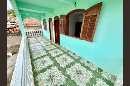 Casa à venda com 161m², 5 quartos e 6 vagas Casa à venda com 161m², 5 quartos e 6 vagasVaranda da Suíte