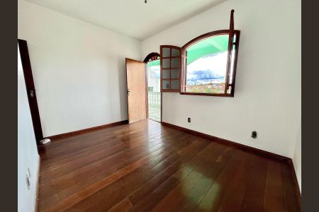 Casa à venda com 161m², 5 quartos e 6 vagas Casa à venda com 161m², 5 quartos e 6 vagasQuarto 3