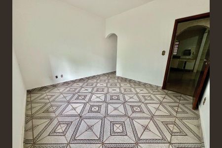 Casa à venda com 161m², 5 quartos e 6 vagas Casa à venda com 161m², 5 quartos e 6 vagasSala 2