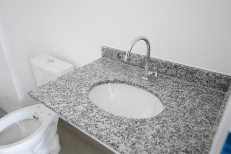 Apartamento à venda com 44m², 2 quartos e 1 vagaBanheiro Social