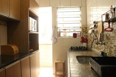 Apartamento à venda com 70m², 2 quartos e sem vagaCozinha