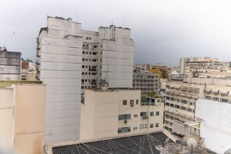 Apartamento à venda com 220m², 3 quartos e 2 vagas Apartamento à venda com 220m², 3 quartos e 2 vagasVista da Suíte 2