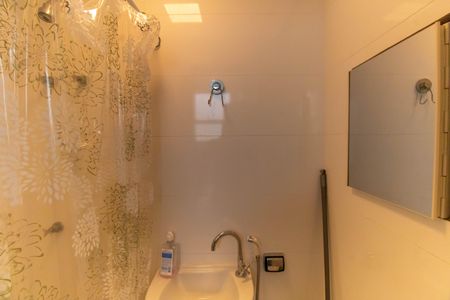 Apartamento à venda com 220m², 3 quartos e 2 vagas Apartamento à venda com 220m², 3 quartos e 2 vagasBanheiro de serviço