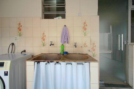 Casa à venda com 431m², 4 quartos e 1 vagaÁrea de Serviço