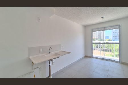 Sala/Cozinha/Área de serviço de apartamento à venda com 1 quarto, 27m² em Parque Industrial Tomas Edson, São Paulo