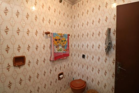 Casa à venda com 105m², 3 quartos e 4 vagasBanheiro