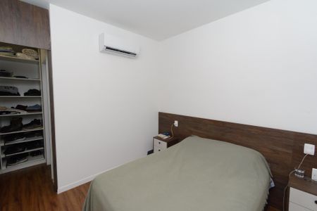 Apartamento à venda com 76m², 2 quartos e 2 vagas Apartamento à venda com 76m², 2 quartos e 2 vagasSuíte 2
