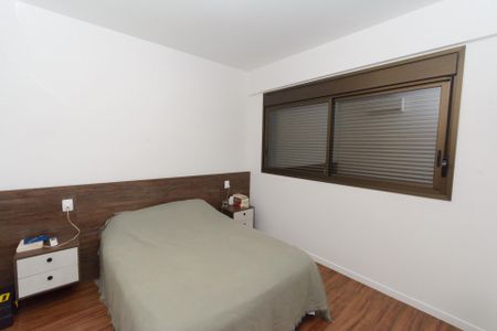 Apartamento à venda com 76m², 2 quartos e 2 vagas Apartamento à venda com 76m², 2 quartos e 2 vagasSuíte 2