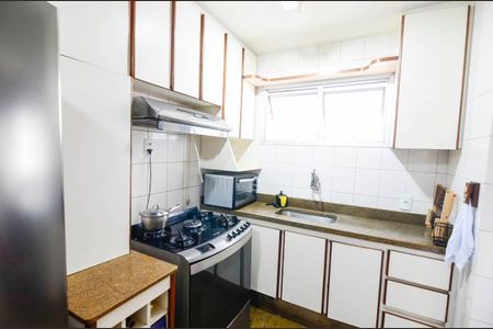 Apartamento à venda com 92m², 2 quartos e 1 vagaCozinha