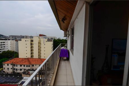 Apartamento à venda com 92m², 2 quartos e 1 vagaVaranda Sala