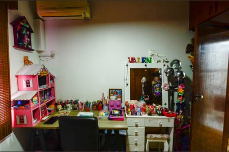 Apartamento à venda com 92m², 2 quartos e 1 vagaQuarto