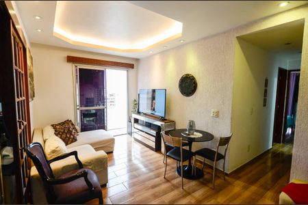 Apartamento à venda com 92m², 2 quartos e 1 vagaSala