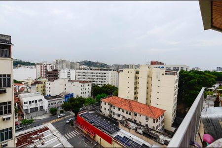 Apartamento à venda com 92m², 2 quartos e 1 vagaVista Varanda Sala