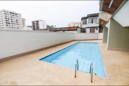 Apartamento à venda com 92m², 2 quartos e 1 vagaÁrea comum