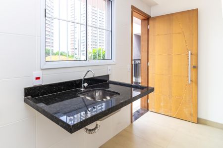 Apartamento à venda com 43m², 2 quartos e sem vaga Apartamento à venda com 43m², 2 quartos e sem vagaBanheiro