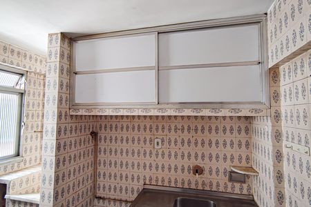 Apartamento à venda com 49m², 2 quartos e 1 vaga Apartamento à venda com 49m², 2 quartos e 1 vagaCozinha e Área de Serviço