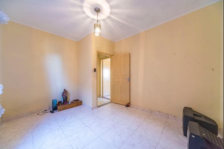 Casa à venda com 250m², 3 quartos e 4 vagas Casa à venda com 250m², 3 quartos e 4 vagasQuarto 2
