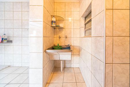 Casa à venda com 250m², 3 quartos e 4 vagas Casa à venda com 250m², 3 quartos e 4 vagasÁrea de Serviço