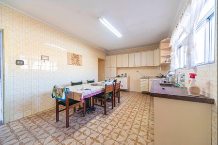 Casa à venda com 250m², 3 quartos e 4 vagas Casa à venda com 250m², 3 quartos e 4 vagasCozinha