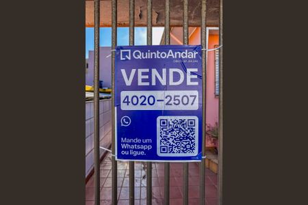 Casa à venda com 250m², 3 quartos e 4 vagas Casa à venda com 250m², 3 quartos e 4 vagasPlaca