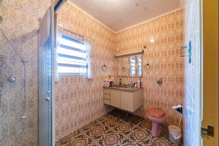 Casa à venda com 250m², 3 quartos e 4 vagas Casa à venda com 250m², 3 quartos e 4 vagasBanheiro