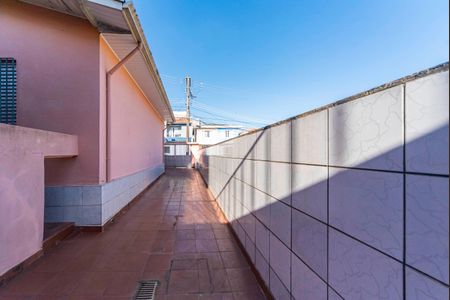 Casa à venda com 250m², 3 quartos e 4 vagas Casa à venda com 250m², 3 quartos e 4 vagasGaragem