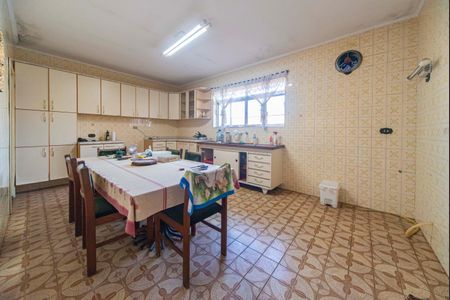 Casa à venda com 250m², 3 quartos e 4 vagas Casa à venda com 250m², 3 quartos e 4 vagasCozinha