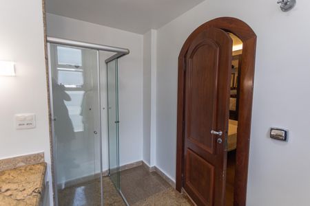 Apartamento à venda com 400m², 4 quartos e 4 vagasBanheiro da Suíte 2