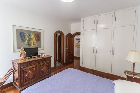 Apartamento à venda com 400m², 4 quartos e 4 vagasQuarto 1