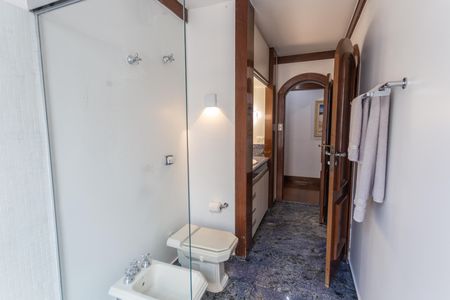 Apartamento à venda com 400m², 4 quartos e 4 vagasBanheiro Social