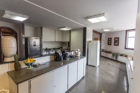 Apartamento à venda com 400m², 4 quartos e 4 vagasCozinha