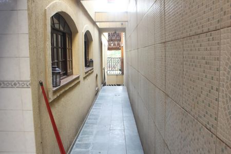 Casa à venda com 185m², 5 quartos e 3 vagasCorredor
