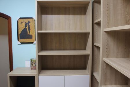 Casa à venda com 185m², 5 quartos e 3 vagasEscritório