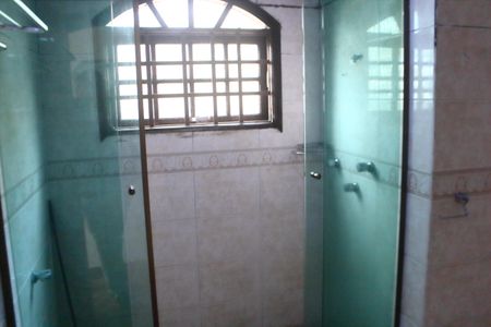 Casa à venda com 185m², 5 quartos e 3 vagasBanheiro da Suíte