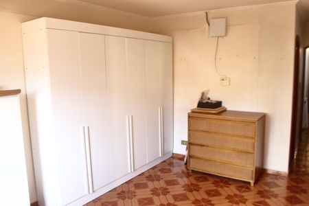 Casa à venda com 185m², 5 quartos e 3 vagasQuarto Suíte