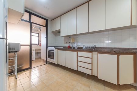 Apartamento à venda com 114m², 3 quartos e 2 vagasCozinha