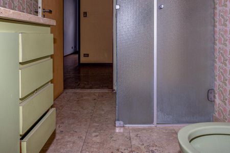 Casa à venda com 300m², 6 quartos e 5 vagas