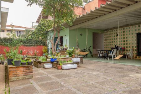 Casa à venda com 300m², 6 quartos e 5 vagas