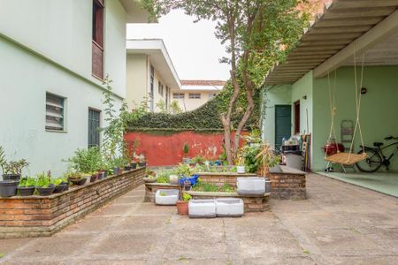 Casa à venda com 300m², 6 quartos e 5 vagas