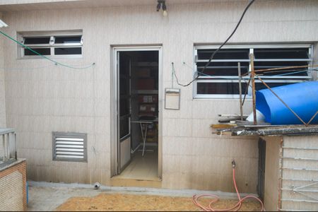 Casa à venda com 202m², 3 quartos e 3 vagas Casa à venda com 202m², 3 quartos e 3 vagasÁrea externa
