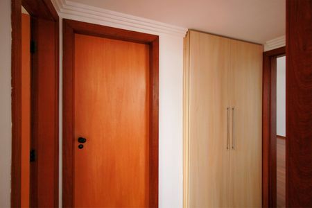 Apartamento à venda com 99m², 3 quartos e 3 vagasCorredor