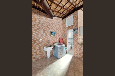 Casa à venda com 310m², 4 quartos e 2 vagas Casa à venda com 310m², 4 quartos e 2 vagasÁrea de Serviço