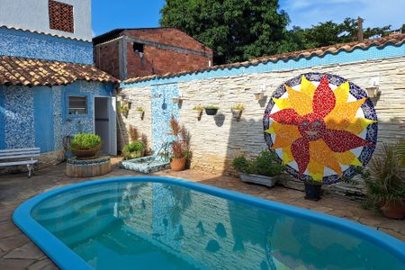 Casa à venda com 310m², 4 quartos e 2 vagas Casa à venda com 310m², 4 quartos e 2 vagasQuintal