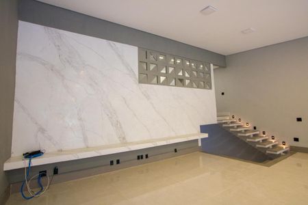 Casa à venda com 262m², 3 quartos e 3 vagasSala