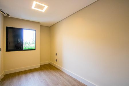 Casa à venda com 262m², 3 quartos e 3 vagasQuarto 2 - Suíte