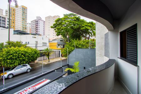 Casa à venda com 262m², 3 quartos e 3 vagasVaranda do quarto 1