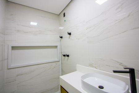 Casa à venda com 262m², 3 quartos e 3 vagasBanheiro do quarto 3